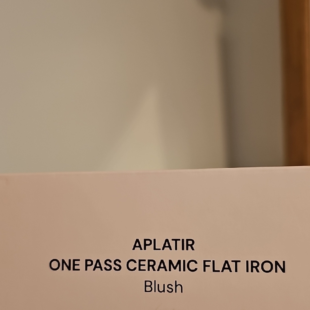 L'ange One Pass Hair Aplatir Ceramic 1" Flat Iron Pink blush color - Picture 6 of 14